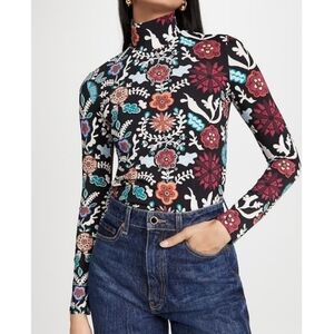 La DoubleJ Turtleneck Top